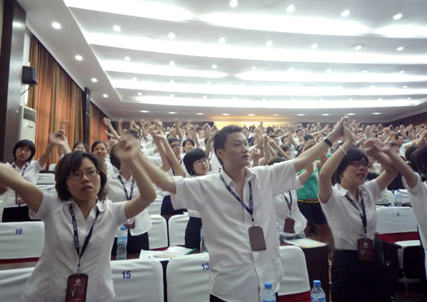 当你唱起《真心英雄》这首歌时,你会想起什么